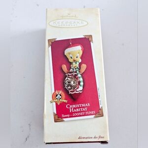 Hallmark Keepsake 2002 Christmas Habitat Looney Tunes Tweety